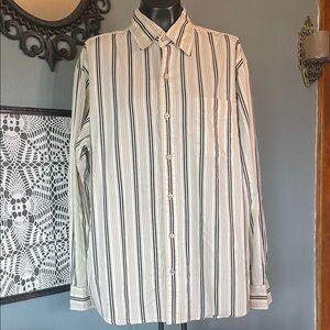 Echo Men's Striped Shirt - Black and White